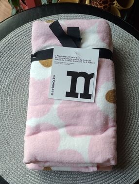 Marimekko Unikko Poppy Hand Towel Set